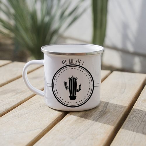 Joli mug métal avec un cactus cierge